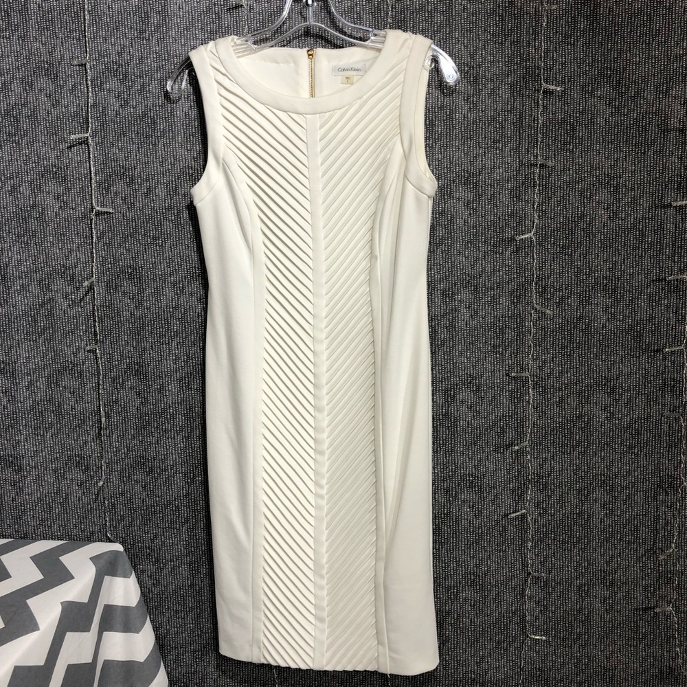 NWOT Calvin Klein Dress - Picture 5 of 14